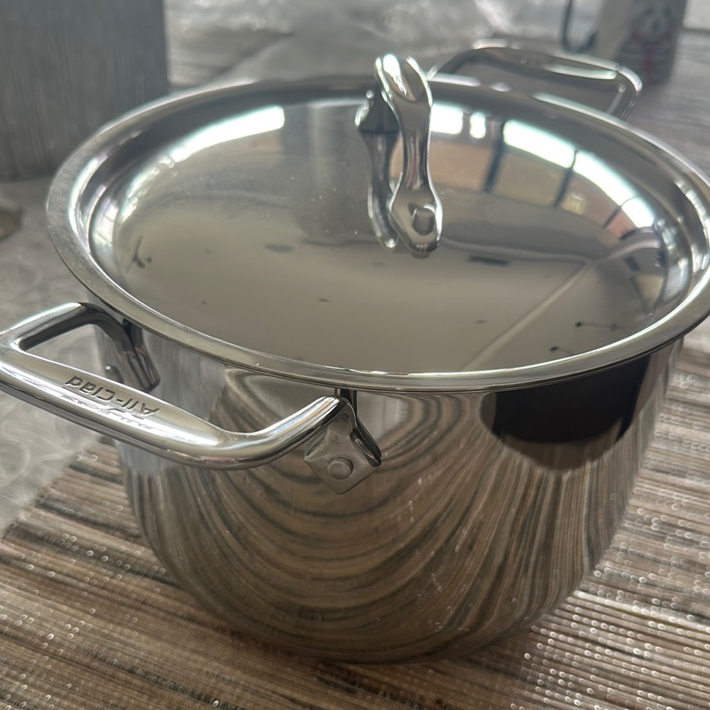 All-Clad 6.0 QT / 5.68L Cookware Stockpot with lid